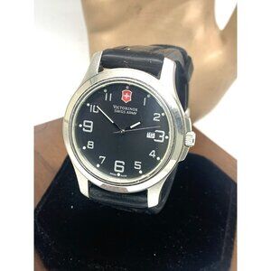 Victorinox Swiss Army Men's Watch 241387.CB Black Dial Quartz Rubber Strap 40mm